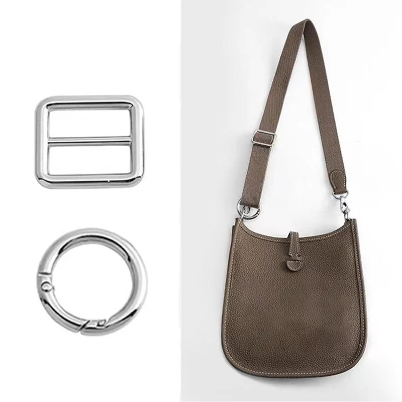 Adjustable Bag Shoulder Strap Metal Buckle For Evelyne Single Shoulder Crossbody Bag Modified Straps Link Buckle Accessories
Adjustable Bag Shoulder Strap Metal Buckle For Evelyne Single Shoulder Crossbody Bag Modified Straps Link Buckle Accessories