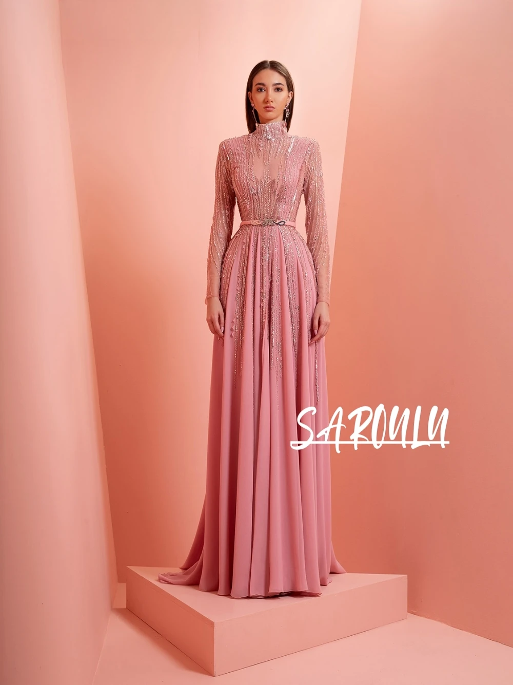 Розовое вечернее платье трапециевидной формы с блестками и длинными рукавами, гламурное романтическое популярное платье для выпускного вечера по индивидуальному заказу, женская одежда
Розовое вечернее платье трапециевидной формы с блестками и длинными рукавами, гламурное романтическое популярное платье для выпускного вечера по индивидуальному заказу, женская одежда