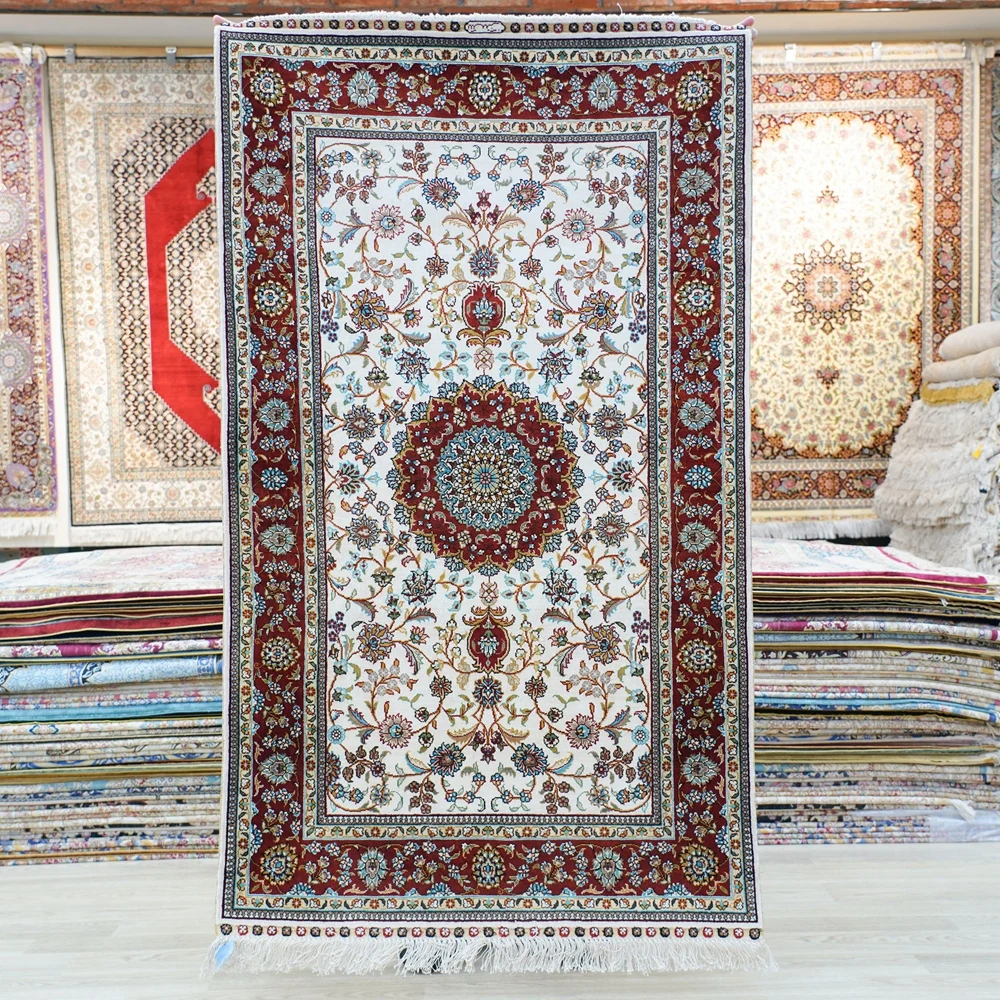 91x152cm Small Persian Silk Carpet Exquisite Medallion Hand Knotted Turkish Rug
91x152cm Small Persian Silk Carpet Exquisite Medallion Hand Knotted Turkish Rug