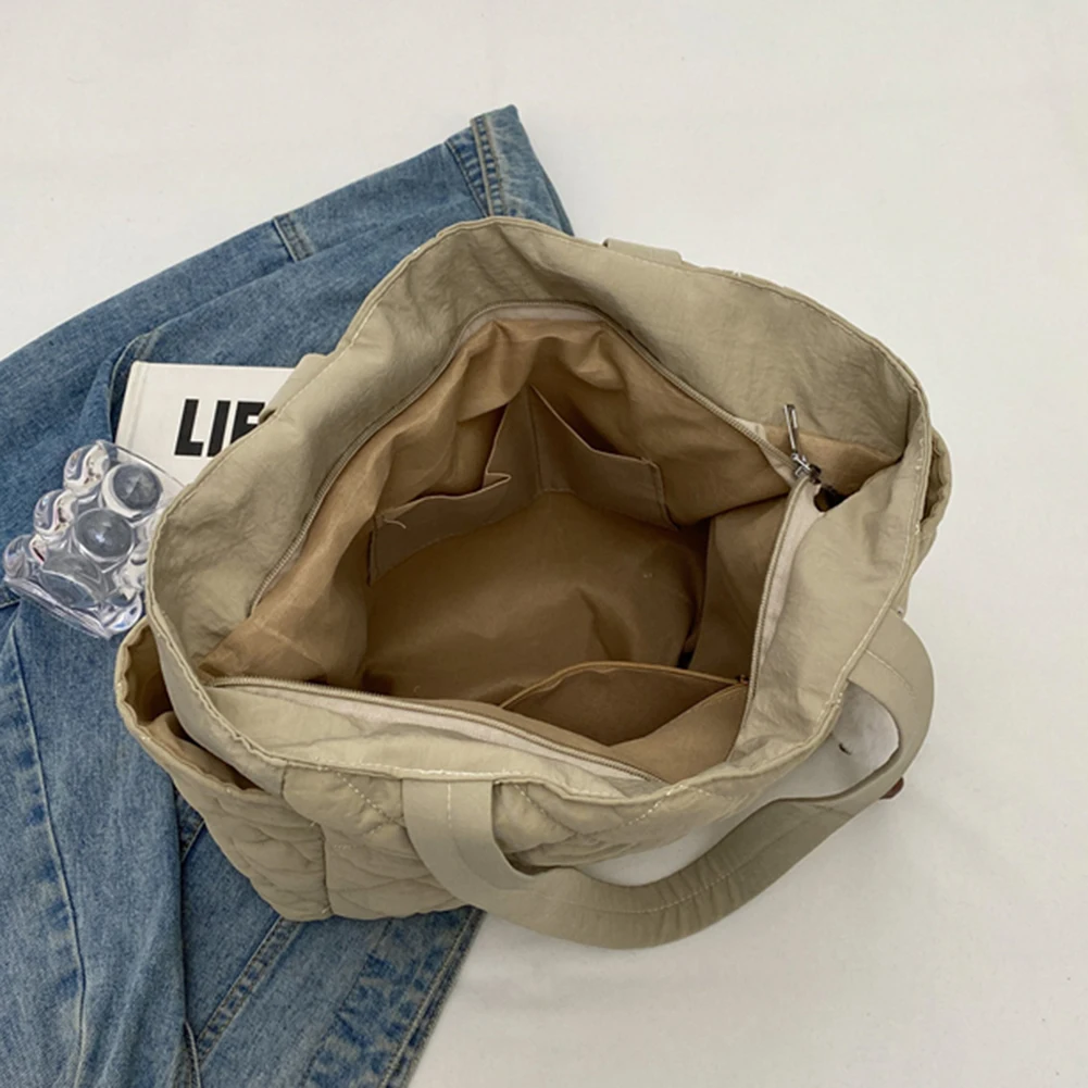 Women Padded Hobo Handbag Casual Lightweight Handbag Large Capacity Down Satchel Bag Diamond Quilted Tote Bag Slouchy Travel Bag
Women Padded Hobo Handbag Casual Lightweight Handbag Large Capacity Down Satchel Bag Diamond Quilted Tote Bag Slouchy Travel Bag