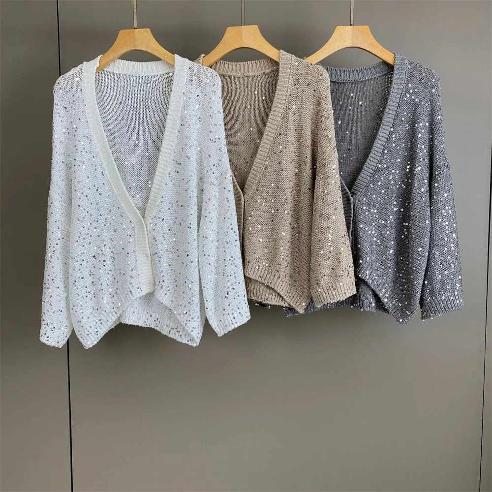 Sequined Linen Knit V-Neck Cardigan Stylish Commuter Coat Versatile Outerwear
Sequined Linen Knit V-Neck Cardigan Stylish Commuter Coat Versatile Outerwear