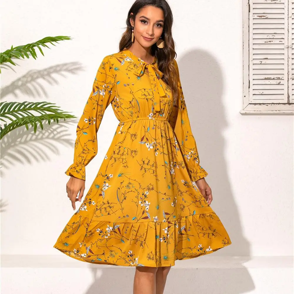 Floral Print Chiffon Long Sleeve Gathered Waist Dress Elegant A-Line Midi Dress for plus Size Women Spring Season Polyester F...
Floral Print Chiffon Long Sleeve Gathered Waist Dress Elegant A-Line Midi Dress for plus Size Women Spring Season Polyester F...