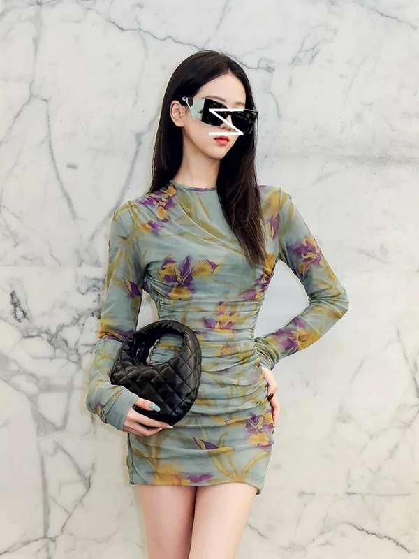 Sexy Floral Print Gathered round Neck Slim Fit Bodycon Dress Long Sleeve Short Length Women's Casual Wear Polyester Spandex
Sexy Floral Print Gathered round Neck Slim Fit Bodycon Dress Long Sleeve Short Length Women's Casual Wear Polyester Spandex