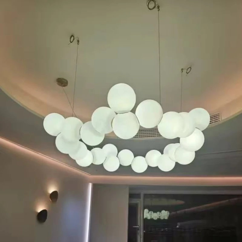 Modern Nordic LED Pendant Lights Minimalist Acrylic Bubbles Chandeliers Living Dining Room Apartment Restaurant Decor Lighting
Modern Nordic LED Pendant Lights Minimalist Acrylic Bubbles Chandeliers Living Dining Room Apartment Restaurant Decor Lighting