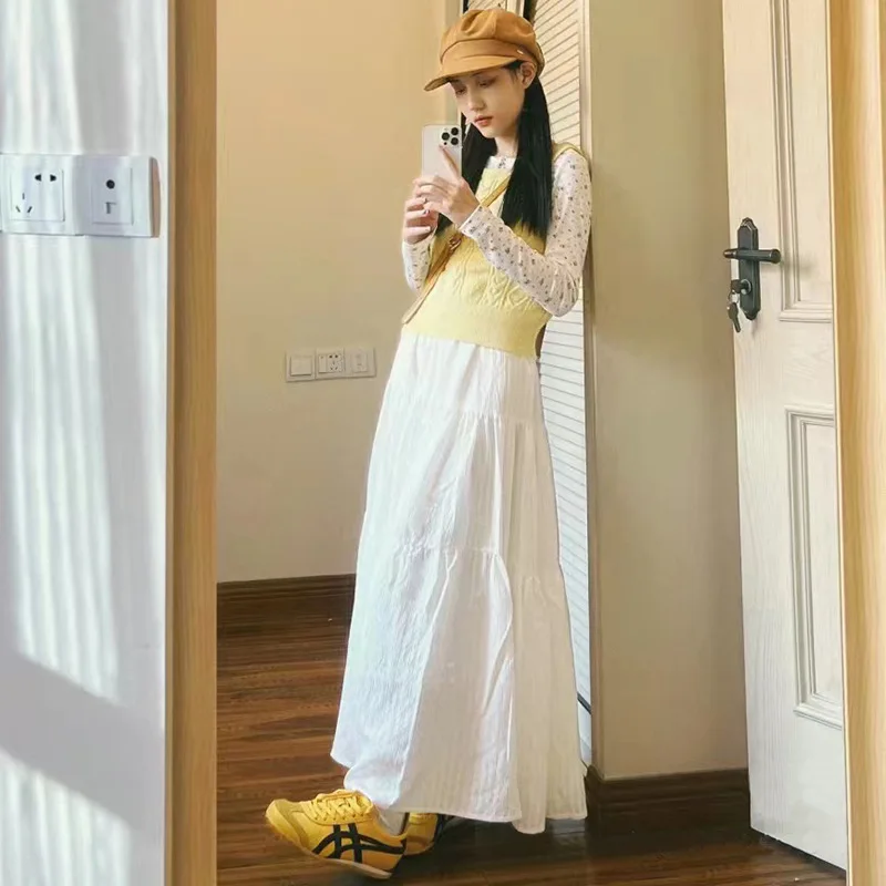 Women's Half length Skirt Spring Autumn Skirt 2025 New Long A-line Ballet Style Versatile Long Skirt Summer White Cake Skirt
Women's Half length Skirt Spring Autumn Skirt 2025 New Long A-line Ballet Style Versatile Long Skirt Summer White Cake Skirt