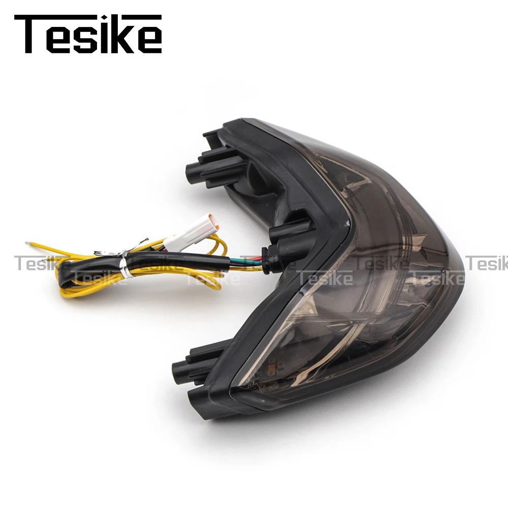 LED Rear Tail Brake Light Turn Signal Integrated Lamp Blinker Motorcycle Accessories For Ducati Monster 797 2017-2021 821 1200
LED Rear Tail Brake Light Turn Signal Integrated Lamp Blinker Motorcycle Accessories For Ducati Monster 797 2017-2021 821 1200