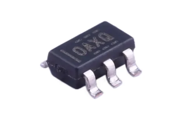 Original genuine OPA333AIDBVR silk screen OAXQ SOT-23-5 precision operational amplifier chip IC
Original genuine OPA333AIDBVR silk screen OAXQ SOT-23-5 precision operational amplifier chip IC