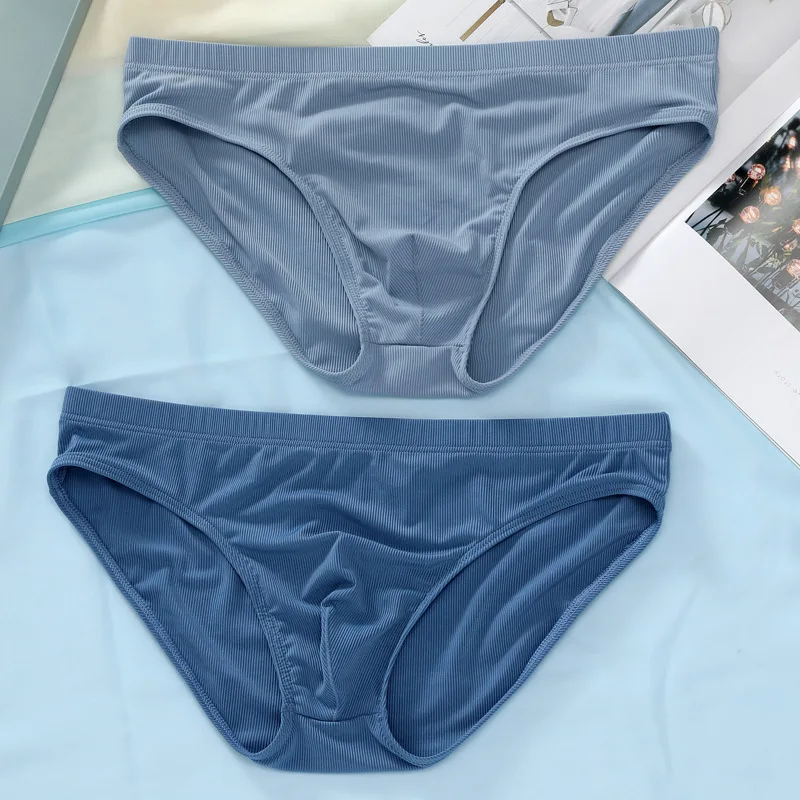 Men's ice silk triangle pants youth soft sexy high elastic summer thin section panties comfortable breathable pants slit
Men's ice silk triangle pants youth soft sexy high elastic summer thin section panties comfortable breathable pants slit