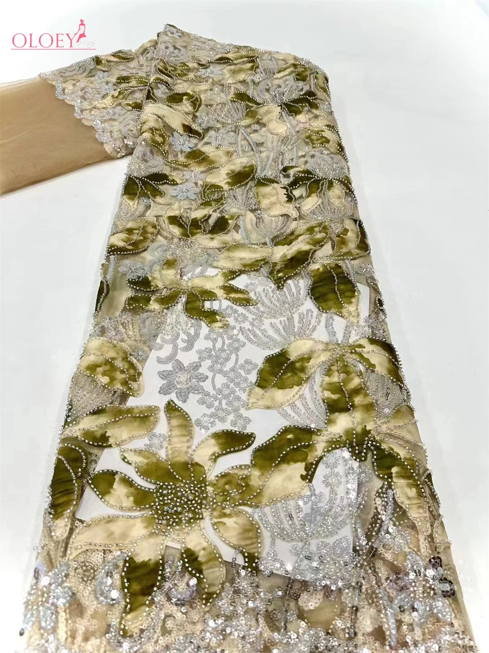Fashion Elegant French Embroidery Bead Lace Fabric African Nigerian With Sequins Fabric For Luxury Party Dress
Fashion Elegant French Embroidery Bead Lace Fabric African Nigerian With Sequins Fabric For Luxury Party Dress