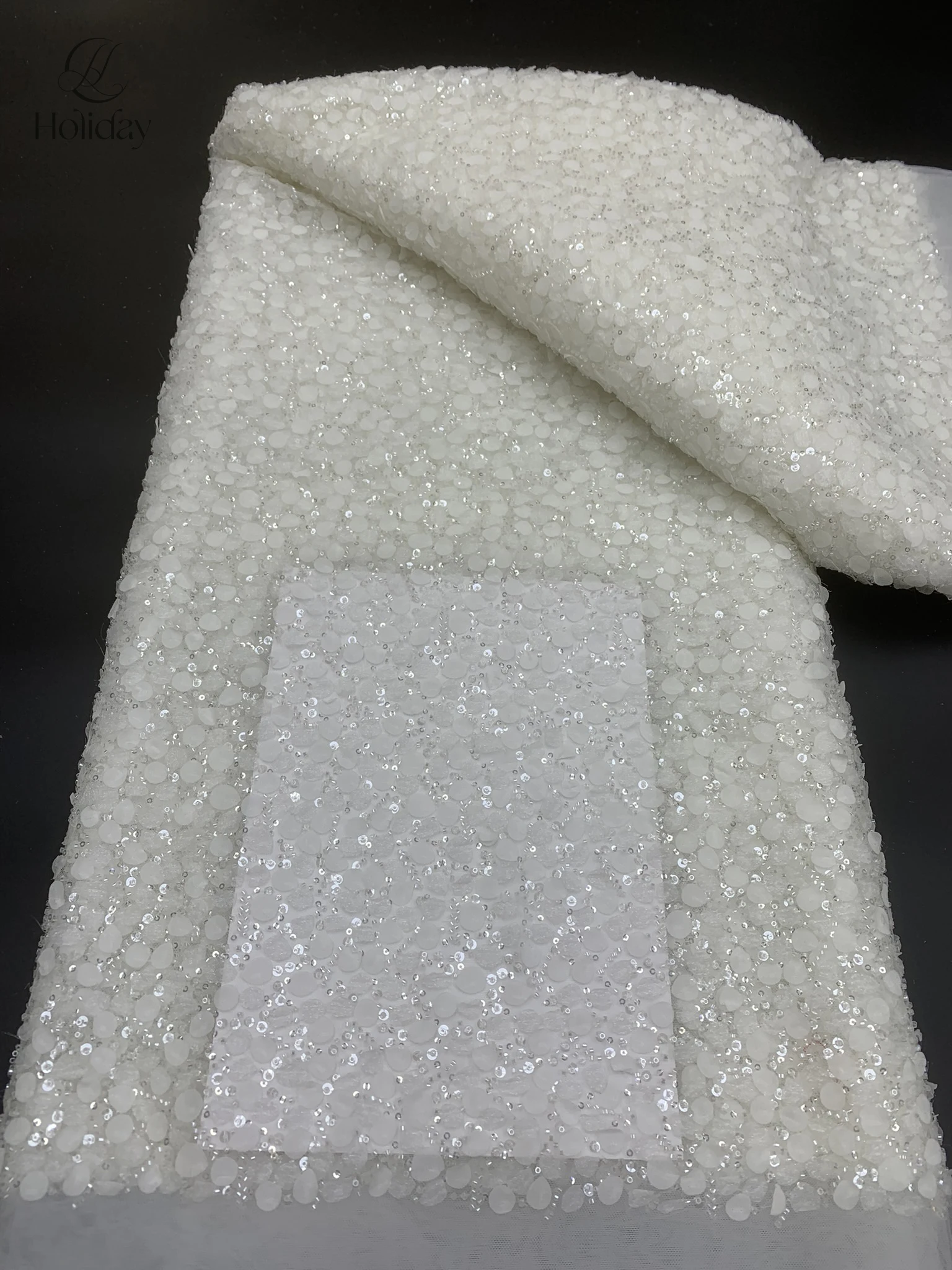 5Y/piece 2025 hot selling new French sequin fabric high-quality new design embroidered mesh 3D flower wedding dress
5Y/piece 2025 hot selling new French sequin fabric high-quality new design embroidered mesh 3D flower wedding dress