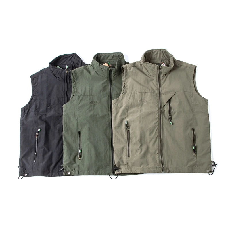 Retro American Outdoor Men's Lightweight Breathable Water-Resistant Spring Summer Casual Collar Vest Shoulder Jacket
Retro American Outdoor Men's Lightweight Breathable Water-Resistant Spring Summer Casual Collar Vest Shoulder Jacket