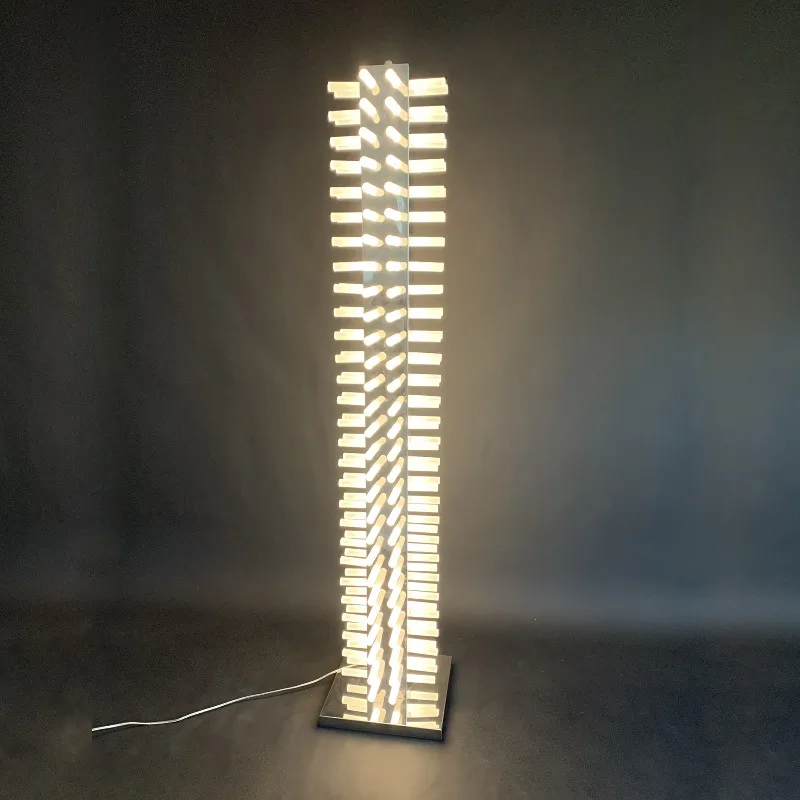 Nordic Modern Simple Floor Lamp Soft Decoration Designer Sales Office Villa Hotel Homestay Creative Living Room Floor Lamp
Nordic Modern Simple Floor Lamp Soft Decoration Designer Sales Office Villa Hotel Homestay Creative Living Room Floor Lamp