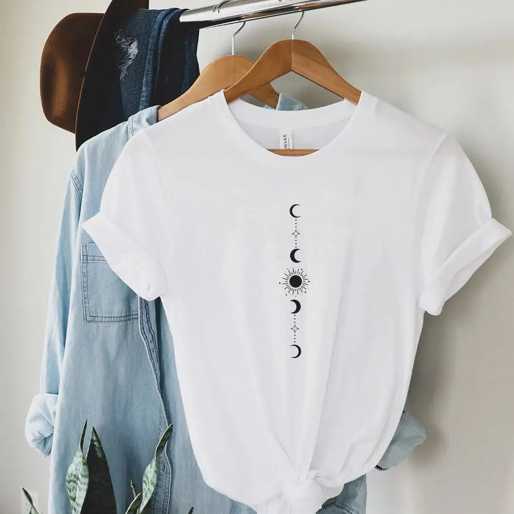 Women's ACOTAR Feyre's Tattoo T-Shirt,a Court of Thorns And Roses Court of Dreams Rhys and Fangirl Gift T-Shirt Fashion Novelty
Women's ACOTAR Feyre's Tattoo T-Shirt,a Court of Thorns And Roses Court of Dreams Rhys and Fangirl Gift T-Shirt Fashion Novelty