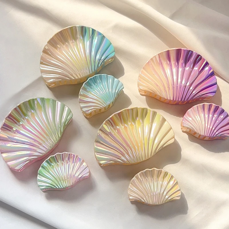 DuoShang 9.5CM Large Gradient Shell Hair Claw Summer Ocean Series Claw Clips Trendy Hair Clips for Women Girls Hair Accessories
DuoShang 9.5CM Large Gradient Shell Hair Claw Summer Ocean Series Claw Clips Trendy Hair Clips for Women Girls Hair Accessories