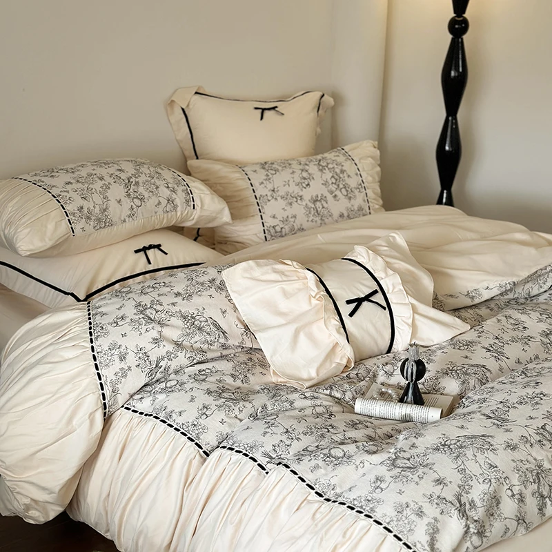 Cotton Soft Bedding Set Princess Style Duvet Cover with Bed Sheet Pillowcase Bedclothes Bedspread Pillowcases Comforter Sets
Cotton Soft Bedding Set Princess Style Duvet Cover with Bed Sheet Pillowcase Bedclothes Bedspread Pillowcases Comforter Sets 