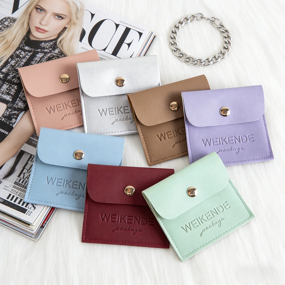 50 черных кожаных подарочных сумок для ювелирных изделий из искусственной кожи, чехол с кнопками, 8x8 см, упаковка на заказ, органайзер для хранения духов, органайзер для путешествий, кошелек для монет
50 черных кожаных подарочных сумок для ювелирных изделий из искусственной кожи, чехол с кнопками, 8x8 см, упаковка на заказ, органайзер для хранения духов, органайзер для путешествий, кошелек для монет