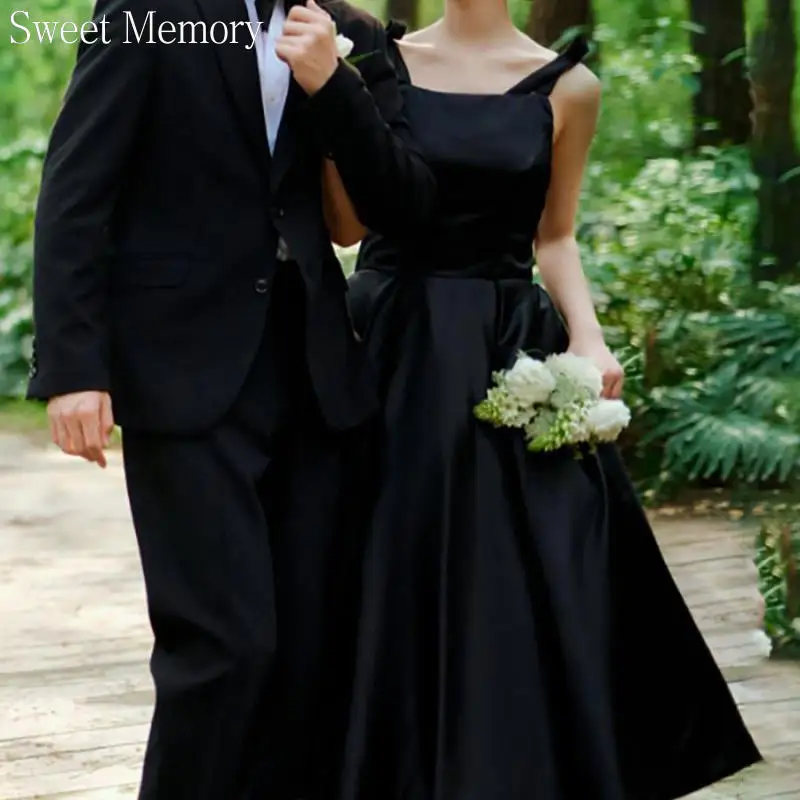 Sweet Memory 2024 Satin Wedding Dresses Fashion Spaghetti Straps Vintage Square Collar Bridal Dress Black Simple Sexy Backless
Sweet Memory 2024 Satin Wedding Dresses Fashion Spaghetti Straps Vintage Square Collar Bridal Dress Black Simple Sexy Backless