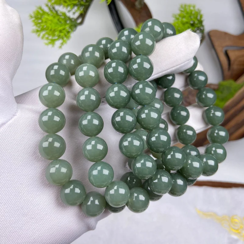 Natural Hetian Jade Mo Round Beads Mo 12mm Qie Mo Blue Bracelet Men and Women
Natural Hetian Jade Mo Round Beads Mo 12mm Qie Mo Blue Bracelet Men and Women