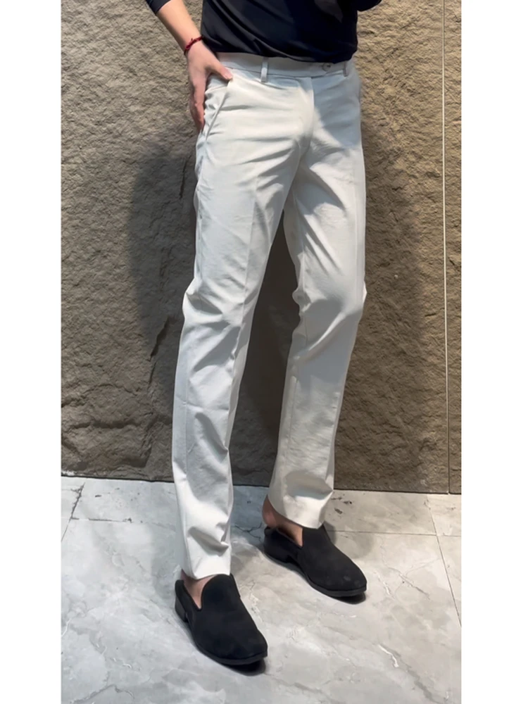 Spring 2026 Men's Slim Fit Casual Pants High Quality Business Straight Leg Lightweight Luxury Simple Long Trousers
Spring 2026 Men's Slim Fit Casual Pants High Quality Business Straight Leg Lightweight Luxury Simple Long Trousers