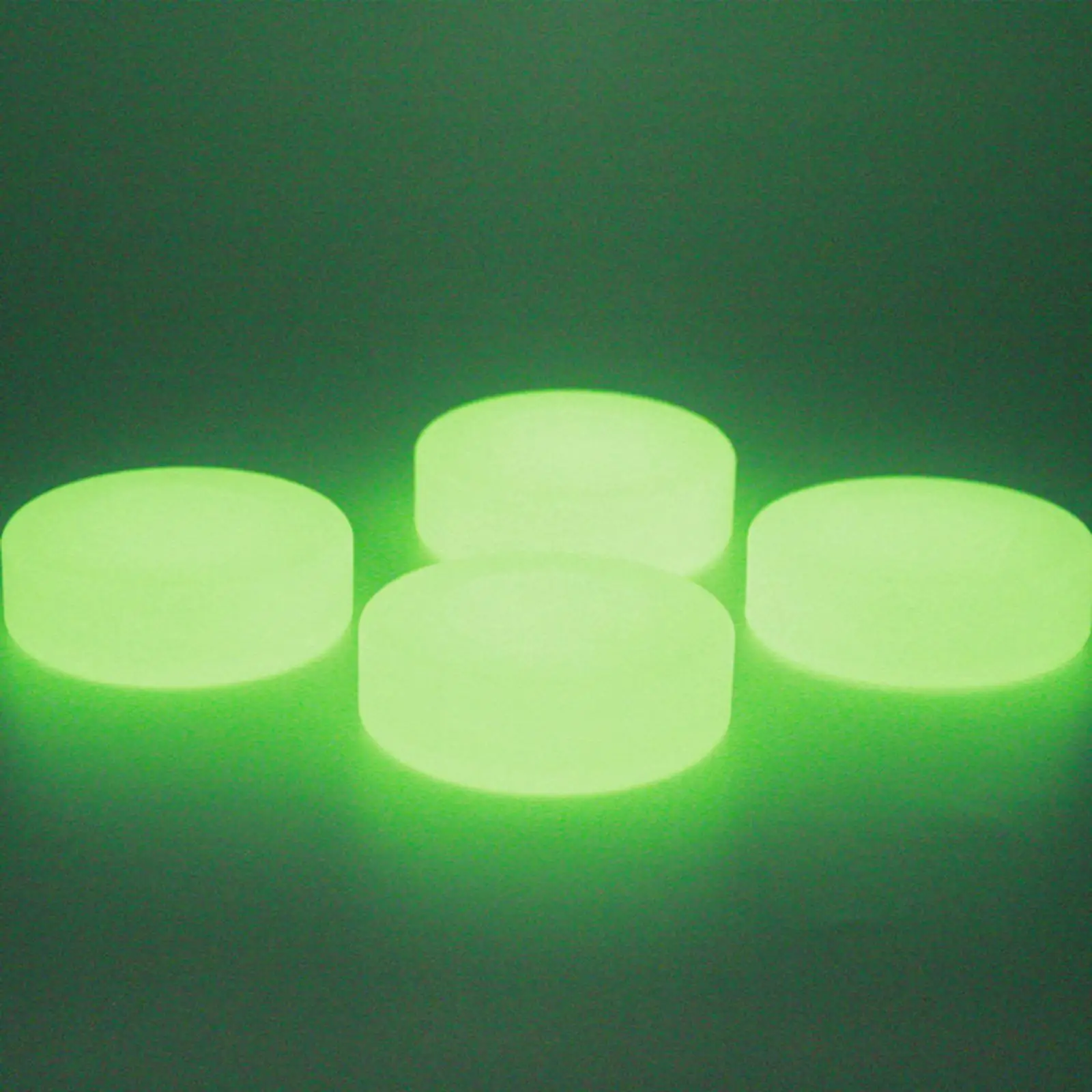 Hockey Puck Glow in Hockey Ball for Kids Adults Self Illuminating Gifts Diameter 2.83inch Luminous Party Puck
Hockey Puck Glow in Hockey Ball for Kids Adults Self Illuminating Gifts Diameter 2.83inch Luminous Party Puck