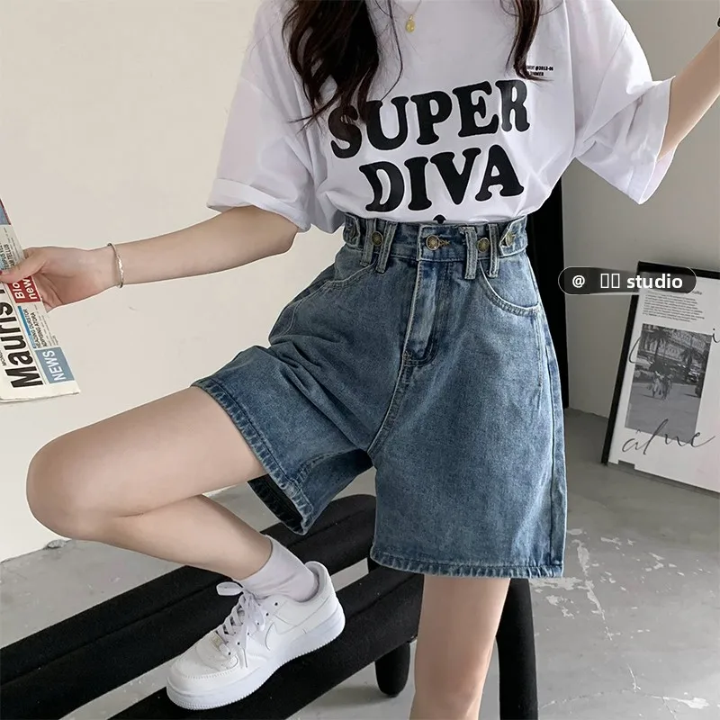 High Waist Loose Fit Thin Denim orts Women Summer Faion plus Size Anti-Wrinkle Jeans Flat Button Fastening Light Colored
High Waist Loose Fit Thin Denim orts Women Summer Faion plus Size Anti-Wrinkle Jeans Flat Button Fastening Light Colored