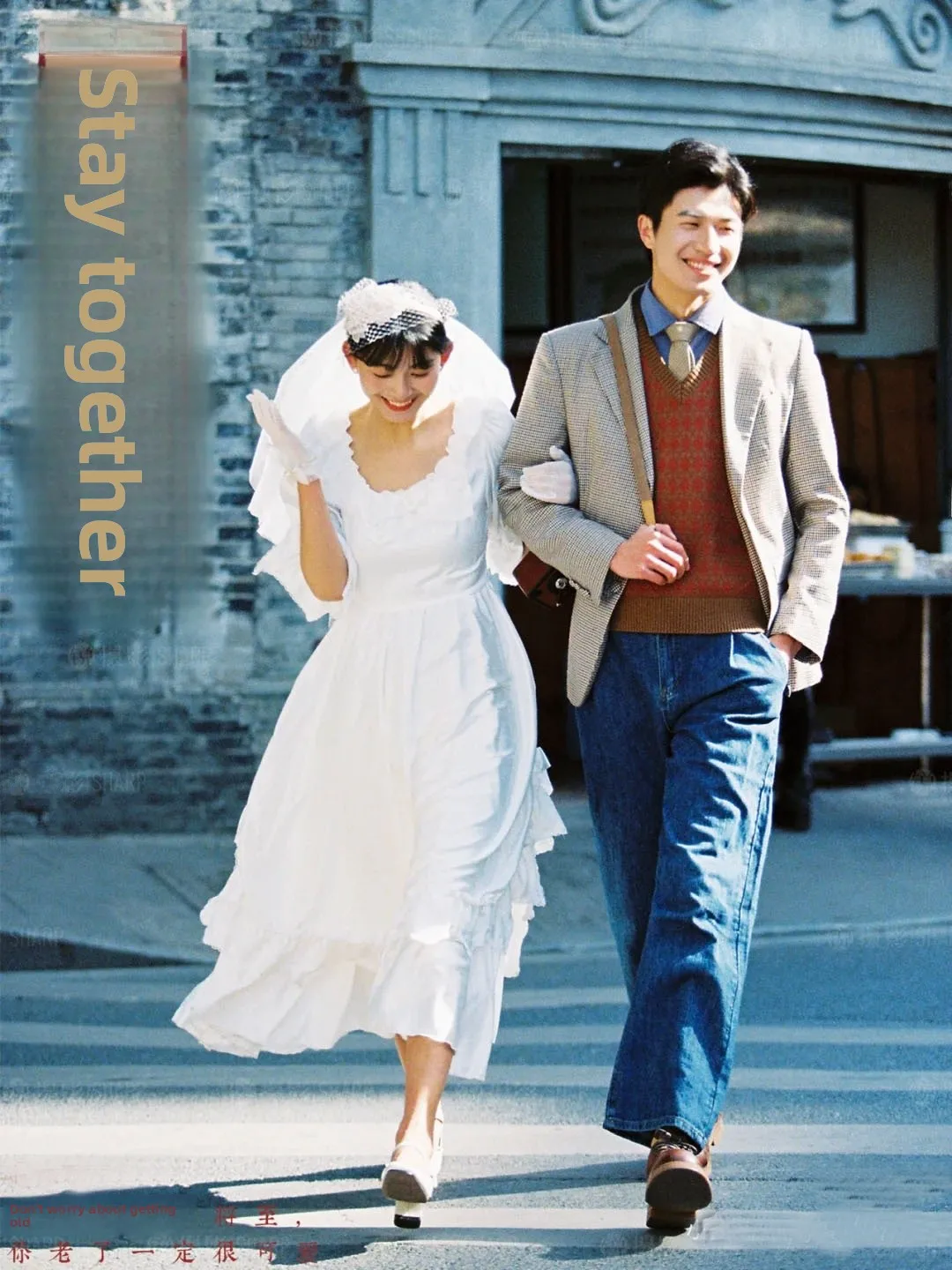 Retro Hong Kong Sle Wedding Dr White Gown Photoaphy Studio Portrait Clothing Lightweight Bridal Gown for Young Girls
Retro Hong Kong Sle Wedding Dr White Gown Photoaphy Studio Portrait Clothing Lightweight Bridal Gown for Young Girls