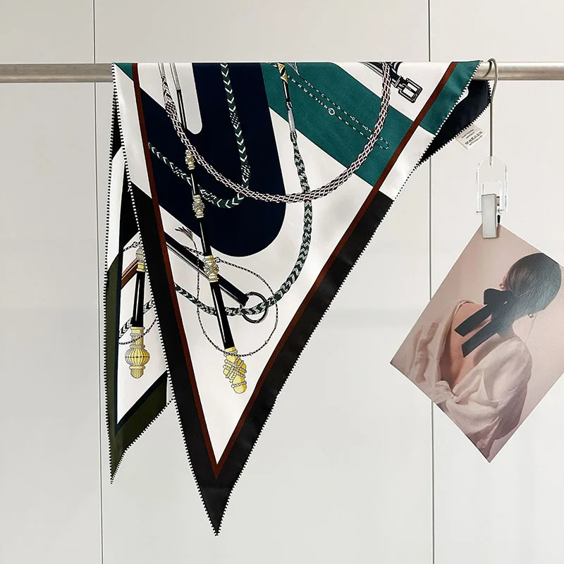 Womens Fashion 100% Silk Neck Scarf Ribbon Triangle Shape 2 Sides Printing
Womens Fashion 100% Silk Neck Scarf Ribbon Triangle Shape 2 Sides Printing