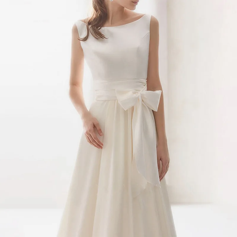 Simple Elegant Women Wedding Dresses Satin Court Train Bridal Gowns Formal Vestido De Noiva robe de mariée
Simple Elegant Women Wedding Dresses Satin Court Train Bridal Gowns Formal Vestido De Noiva robe de mariée
