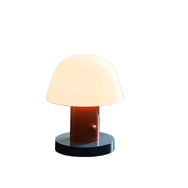 Spanish light luxury charging wireless touch desk lamp retro bedroom bedside ambient light
Spanish light luxury charging wireless touch desk lamp retro bedroom bedside ambient light