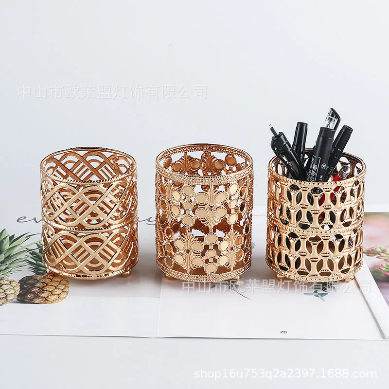 Desktop ornaments cosmetics eyebrow pencil brush bucket storage bucket pen holder wrought iron model room decoration
Desktop ornaments cosmetics eyebrow pencil brush bucket storage bucket pen holder wrought iron model room decoration