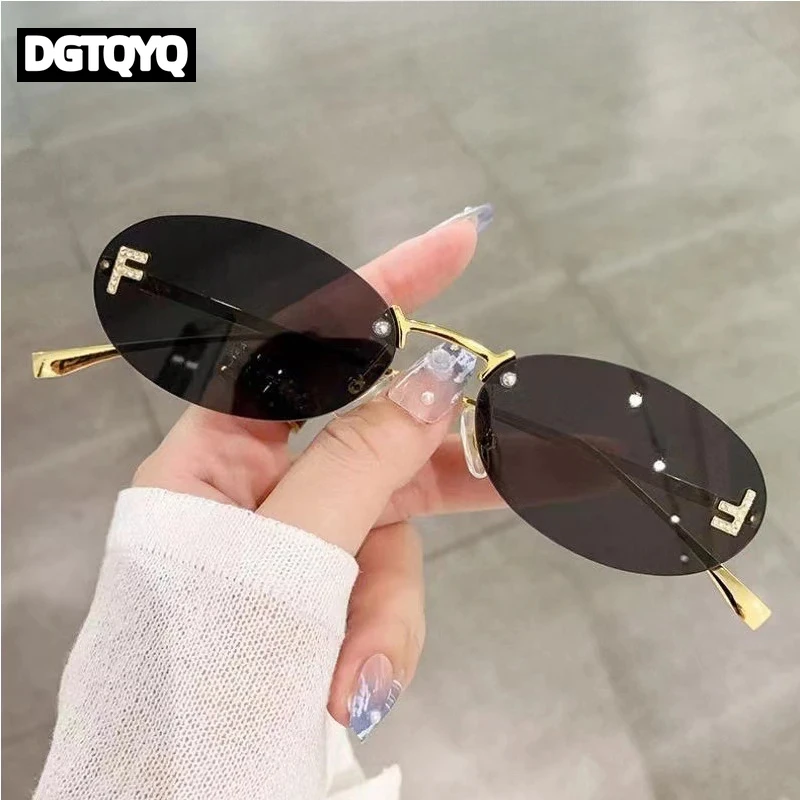 2026 Diamond Letter "F" Rimless Sunglasses Women Luxury Brand Metal Frame Black Small Oval Sun Glasses Unsiex Elegant Shades
2026 Diamond Letter "F" Rimless Sunglasses Women Luxury Brand Metal Frame Black Small Oval Sun Glasses Unsiex Elegant Shades