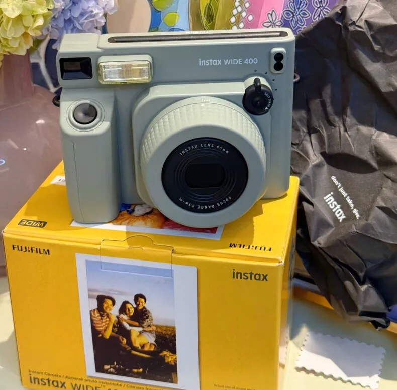 Новая 5-дюймовая камера Fujifilm Instax Wide 400, моментальная пленочная камера, обновленная версия Wide 300, опциональный комплект с ремешком и основанием
Новая 5-дюймовая камера Fujifilm Instax Wide 400, моментальная пленочная камера, обновленная версия Wide 300, опциональный комплект с ремешком и основанием
