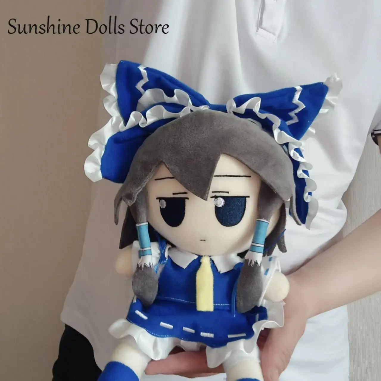 Аниме Hakurei Reimu, милый Fumo Touhou Project Girl, сидящая плюшевая кукла, подушка для косплея, мягкие игрушки, мультяшные каваи, рождественские подарки
Аниме Hakurei Reimu, милый Fumo Touhou Project Girl, сидящая плюшевая кукла, подушка для косплея, мягкие игрушки, мультяшные каваи, рождественские подарки