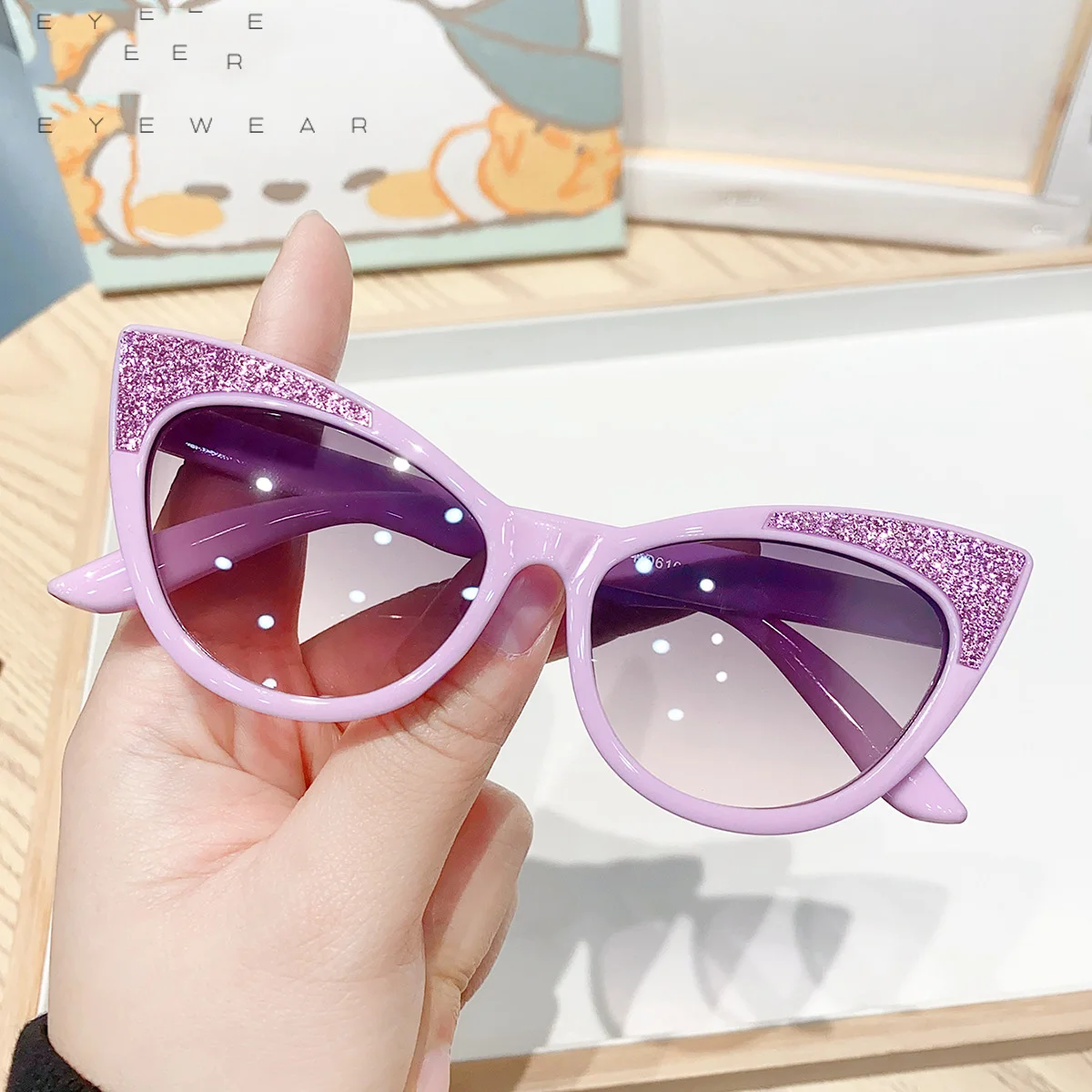 Lovely Cat Eye Children Sunglasses Shiny Bowknot Sun Glasses Kids Cute Baby Eyewear Trend Girls Boy Eyeglasses
Lovely Cat Eye Children Sunglasses Shiny Bowknot Sun Glasses Kids Cute Baby Eyewear Trend Girls Boy Eyeglasses