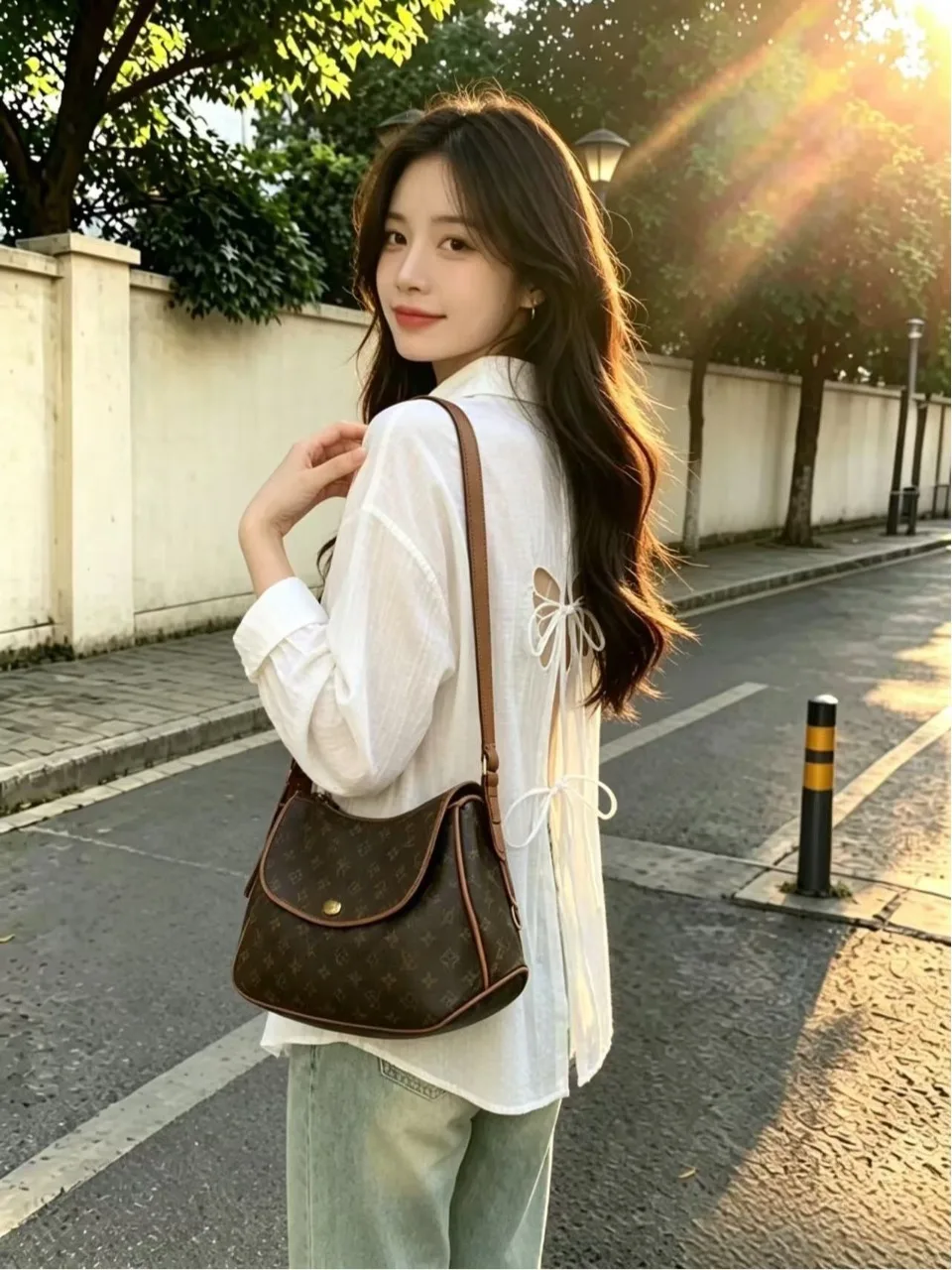 2026 Korean Style Women's Shirt Pure Color White Commute Back Hollow out Split Sun Protection Top Long Sleeve Office Wear
2026 Korean Style Women's Shirt Pure Color White Commute Back Hollow out Split Sun Protection Top Long Sleeve Office Wear