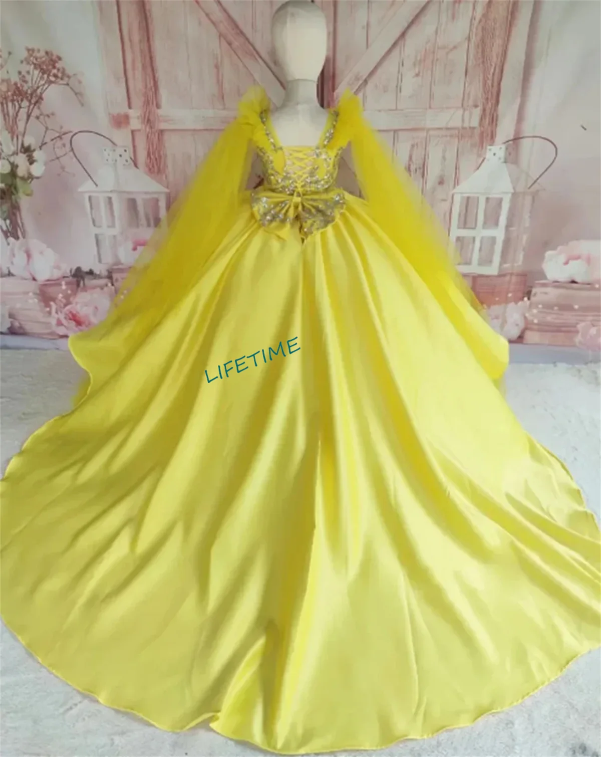 CustomizedCustomized Yellow Flower Girl Dresses For Wedding Sequins Floor Length Gorgeous Princess Birthday Party Formal Occasio 
CustomizedCustomized Yellow Flower Girl Dresses For Wedding Sequins Floor Length Gorgeous Princess Birthday Party Formal Occasio