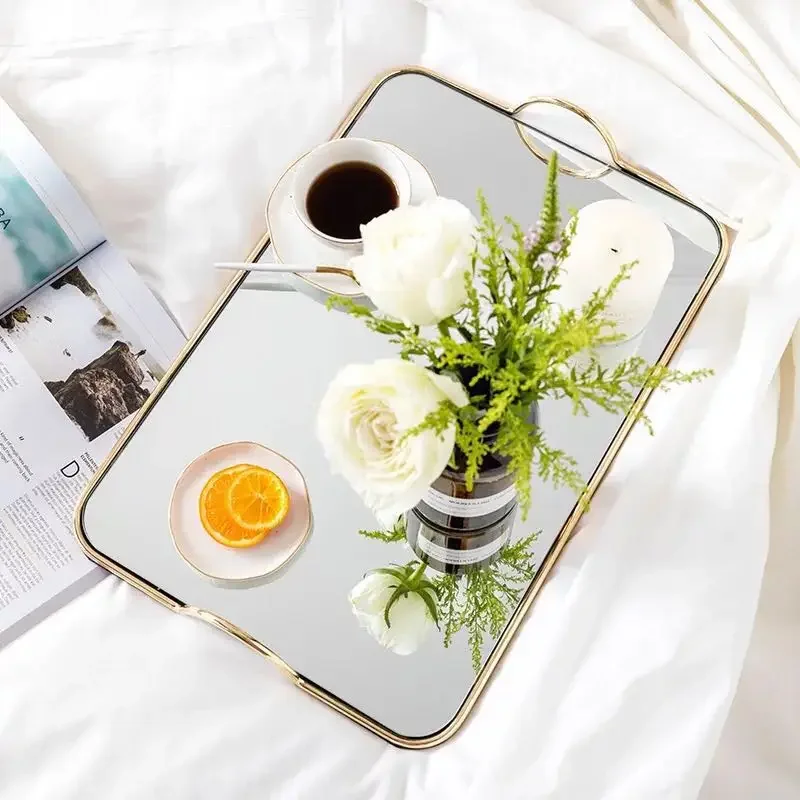 Golden Edge Mirror Tray Binaural Decorative Tray Jewelry Cosmetic Storage Exhibition Hall Dessert Snack Fruite Display Stand
Golden Edge Mirror Tray Binaural Decorative Tray Jewelry Cosmetic Storage Exhibition Hall Dessert Snack Fruite Display Stand