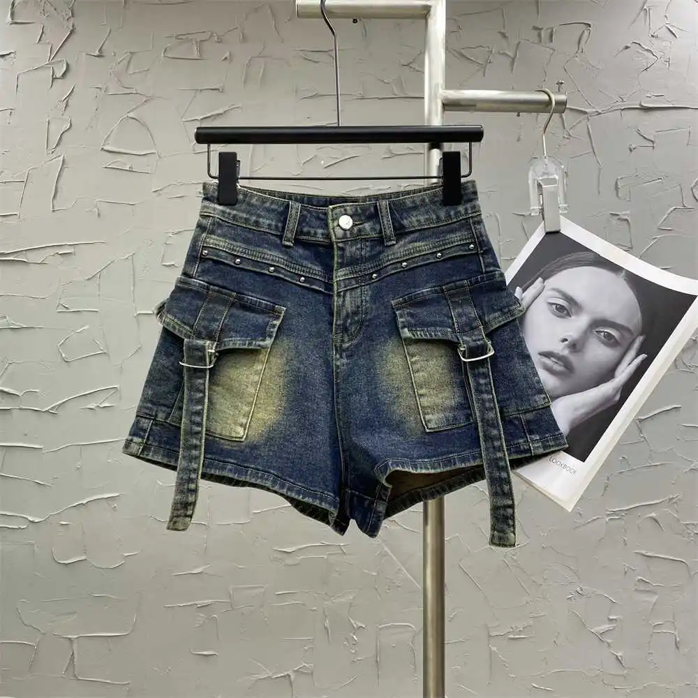 Retro Denim Shorts Women High Waist Pocket Slim Fit Hot Pants Summer Female Cargo Jean Shorts Spice Girl Streetwear
Retro Denim Shorts Women High Waist Pocket Slim Fit Hot Pants Summer Female Cargo Jean Shorts Spice Girl Streetwear