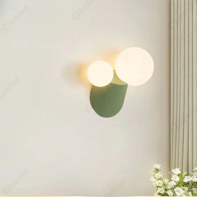 Современный минималистичный светодиодный настенный светильник из смолы, кремовый, для гостиной, прихожей, спальни, прикроватной зоны, детской комнаты, декоративное освещение
Современный минималистичный светодиодный настенный светильник из смолы, кремовый, для гостиной, прихожей, спальни, прикроватной зоны, детской комнаты, декоративное освещение