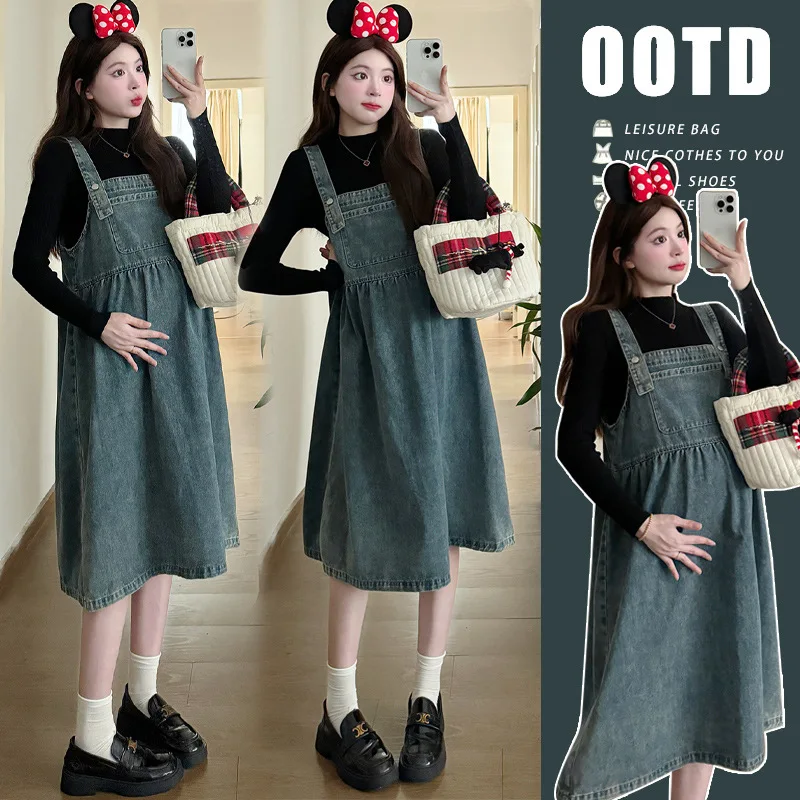2025 Trendy Pregnancy Outfit Autumn Knit Top with Denim Pinafore Dress Stylish Maternity Two Piece Set Comfortable Chic
2025 Trendy Pregnancy Outfit Autumn Knit Top with Denim Pinafore Dress Stylish Maternity Two Piece Set Comfortable Chic