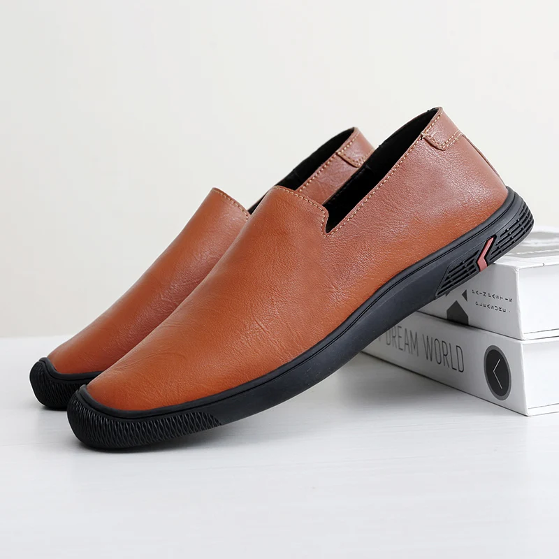Lightweight Classic Loafers Men's Genuine Leather Shoe Designer Shoe Soft Sole Comfortable Casual Dress Shoes High Quality
Lightweight Classic Loafers Men's Genuine Leather Shoe Designer Shoe Soft Sole Comfortable Casual Dress Shoes High Quality