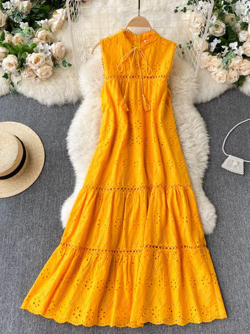 Bohemian Dress Women Summer Sleeveless Mid-calf Dress Solid Lace-up V-neck Loose Waist Embroidery Hollow Beach Holiday Dresses
Bohemian Dress Women Summer Sleeveless Mid-calf Dress Solid Lace-up V-neck Loose Waist Embroidery Hollow Beach Holiday Dresses