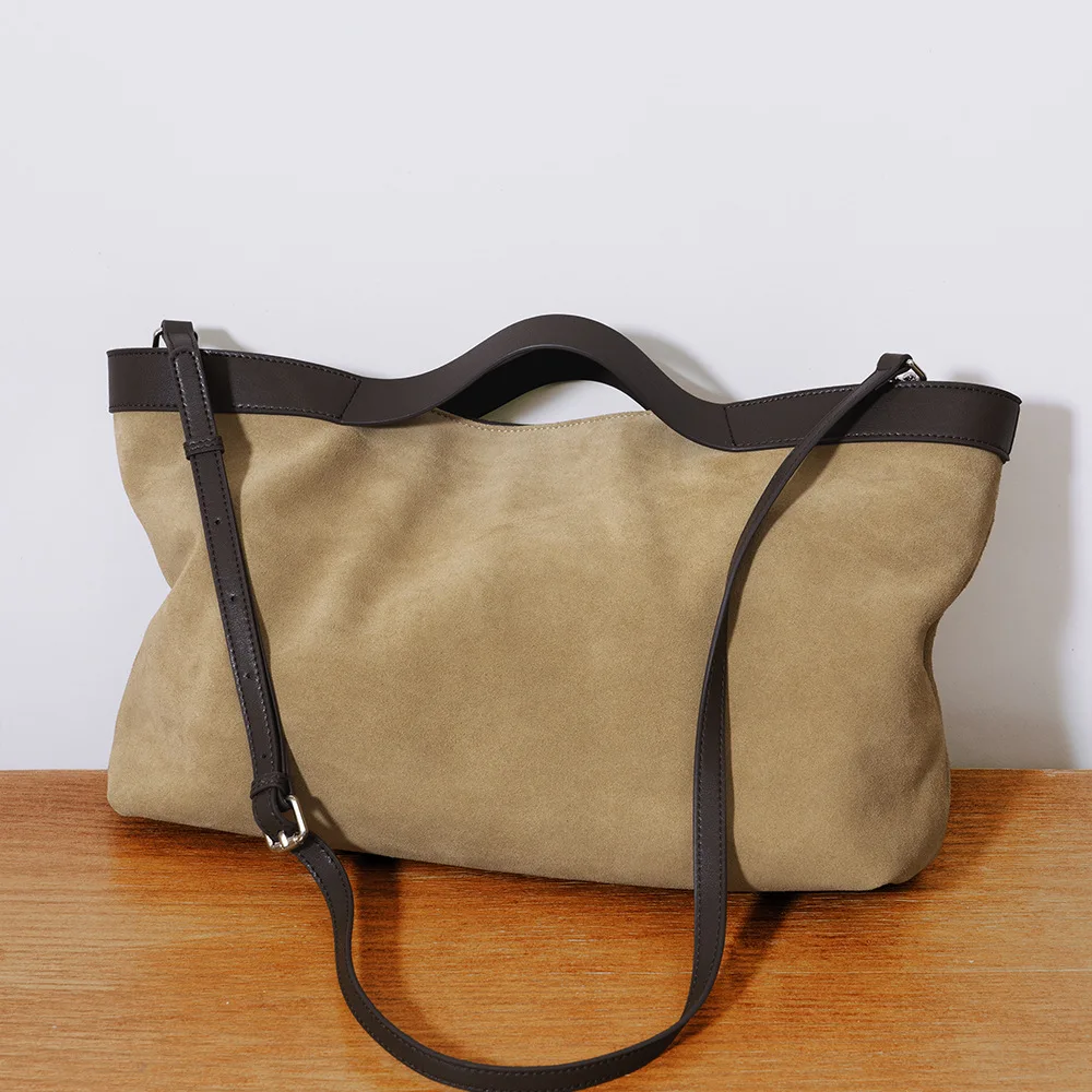 Fashion Brand Design Handbag New Dark Cowhide Suede Patchwork Large Capacity Simple Versatile Women's Commuting Crossbody Bag
Fashion Brand Design Handbag New Dark Cowhide Suede Patchwork Large Capacity Simple Versatile Women's Commuting Crossbody Bag