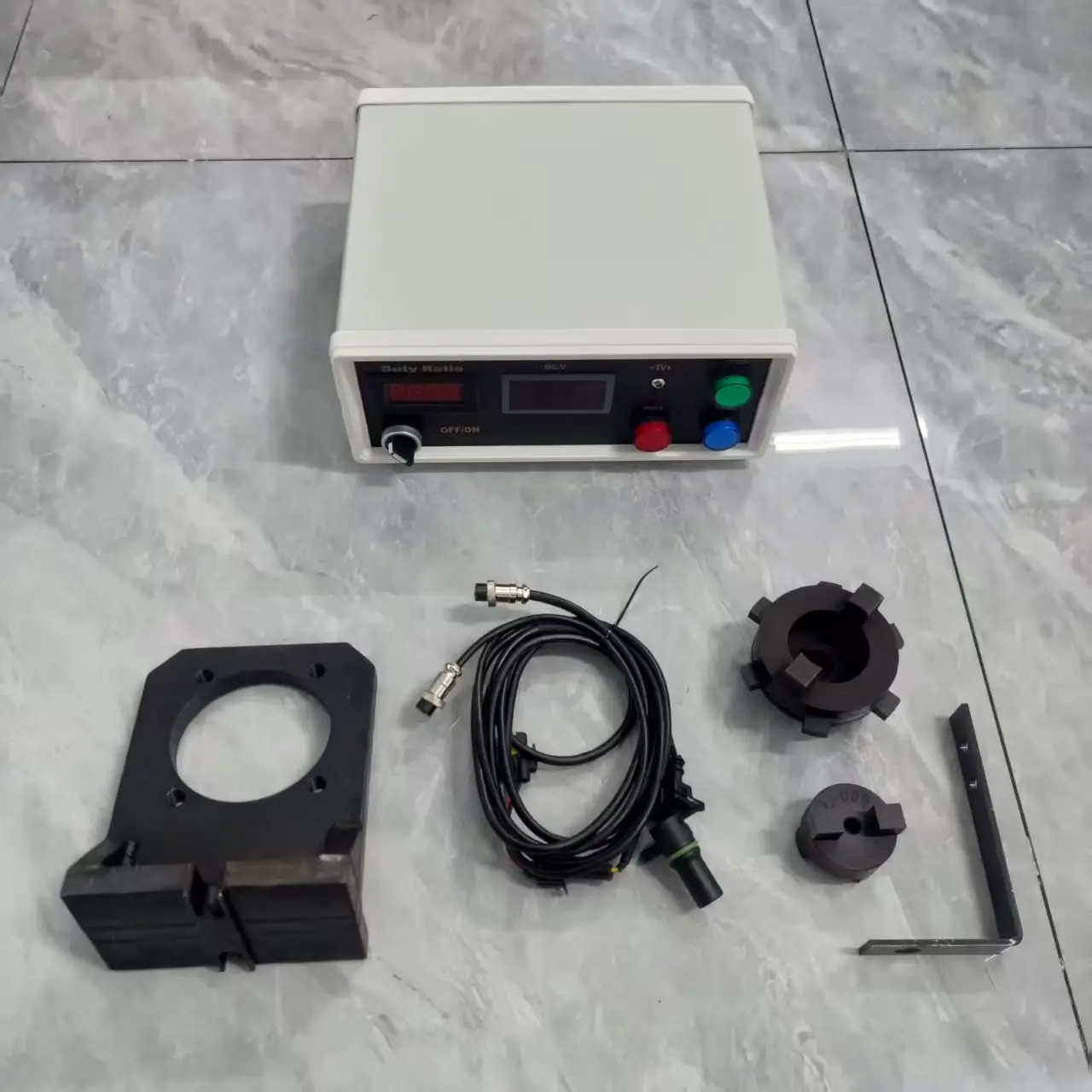 320D-C9.3 Pump Tester with Stand; can also test Sinda pumps.
320D-C9.3 Pump Tester with Stand; can also test Sinda pumps.