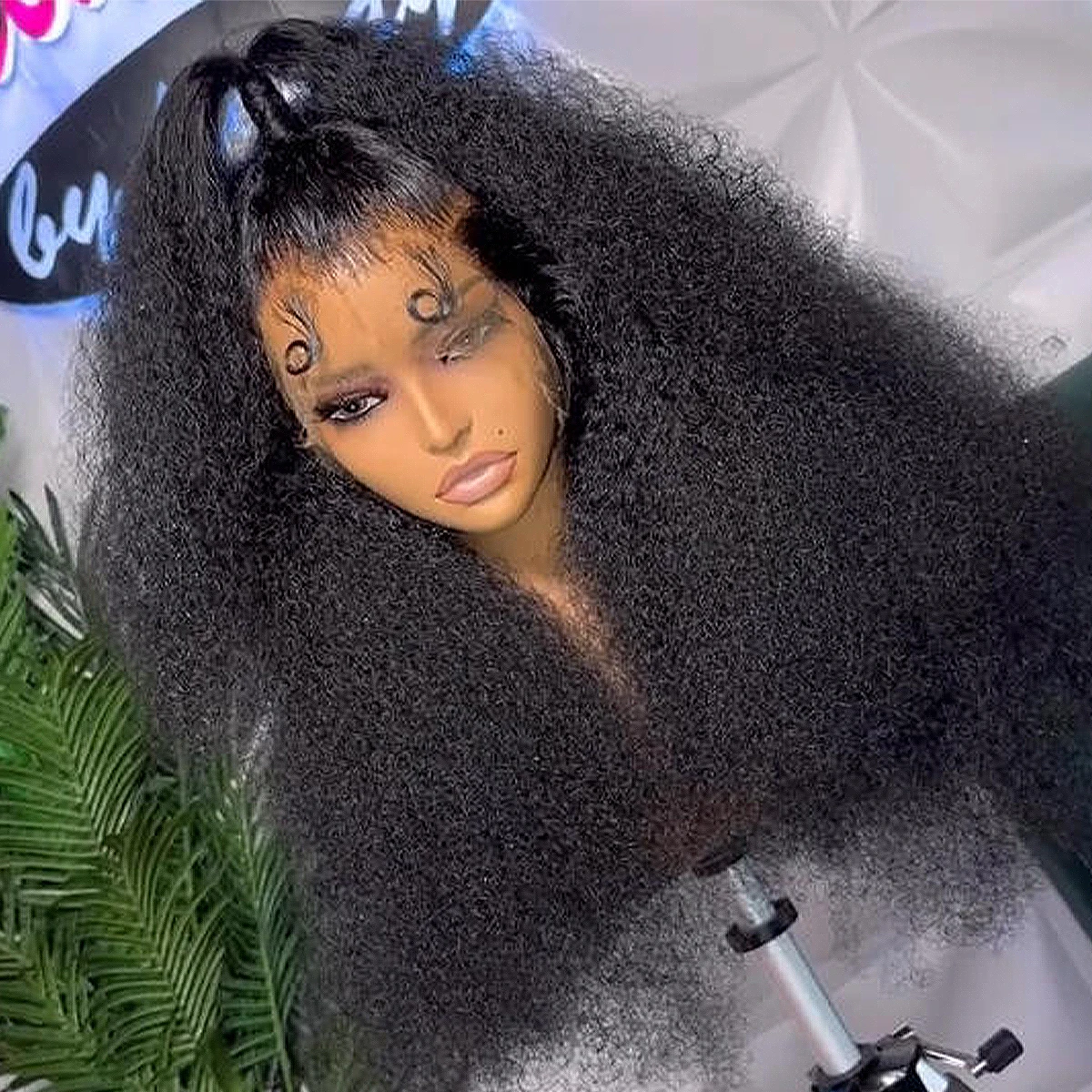 Детские волосы Афро Кудрявый вьющийся парик без клея плотности 400 Предварительно выщипанный 13x4/13x6 HD Парик фронта шнурка Готов к работе Бразильский Remy 16-36 дюймов
Детские волосы Афро Кудрявый вьющийся парик без клея плотности 400 Предварительно выщипанный 13x4/13x6 HD Парик фронта шнурка Готов к работе Бразильский Remy 16-36 дюймов