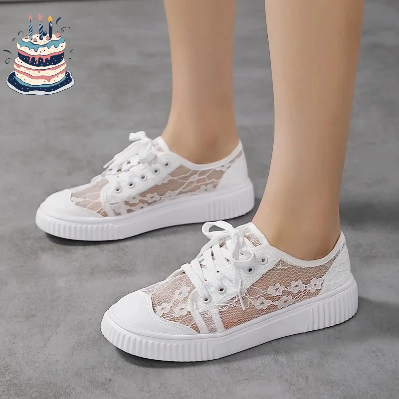 Женские дышащие сетчатые повседневные кроссовки для улицы, нескользящие, с перфорацией, на шнуровке, летние легкие теннисные кроссовки 2025 года, спортивные
Женские дышащие сетчатые повседневные кроссовки для улицы, нескользящие, с перфорацией, на шнуровке, летние легкие теннисные кроссовки 2025 года, спортивные