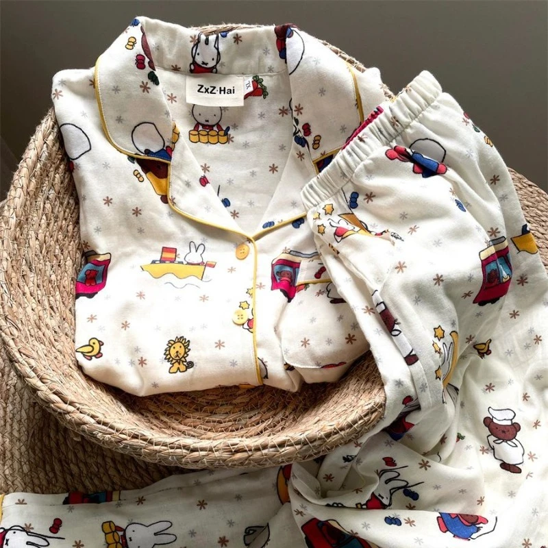 New Kawaii Miffy Japanese Cartoon Pajamas for Girls in Spring and Autumn Sleeved and Long Pants Home Suit Set for Girls As Gifts
New Kawaii Miffy Japanese Cartoon Pajamas for Girls in Spring and Autumn Sleeved and Long Pants Home Suit Set for Girls As Gifts