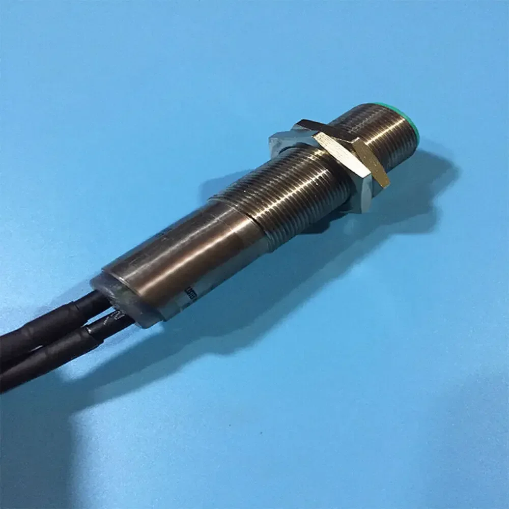 2025 Pepperl + Fuchs Double Sheet Sensor UDC-18GM-400-3E1 1year Warranty 100% Brand New
2025 Pepperl + Fuchs Double Sheet Sensor UDC-18GM-400-3E1 1year Warranty 100% Brand New