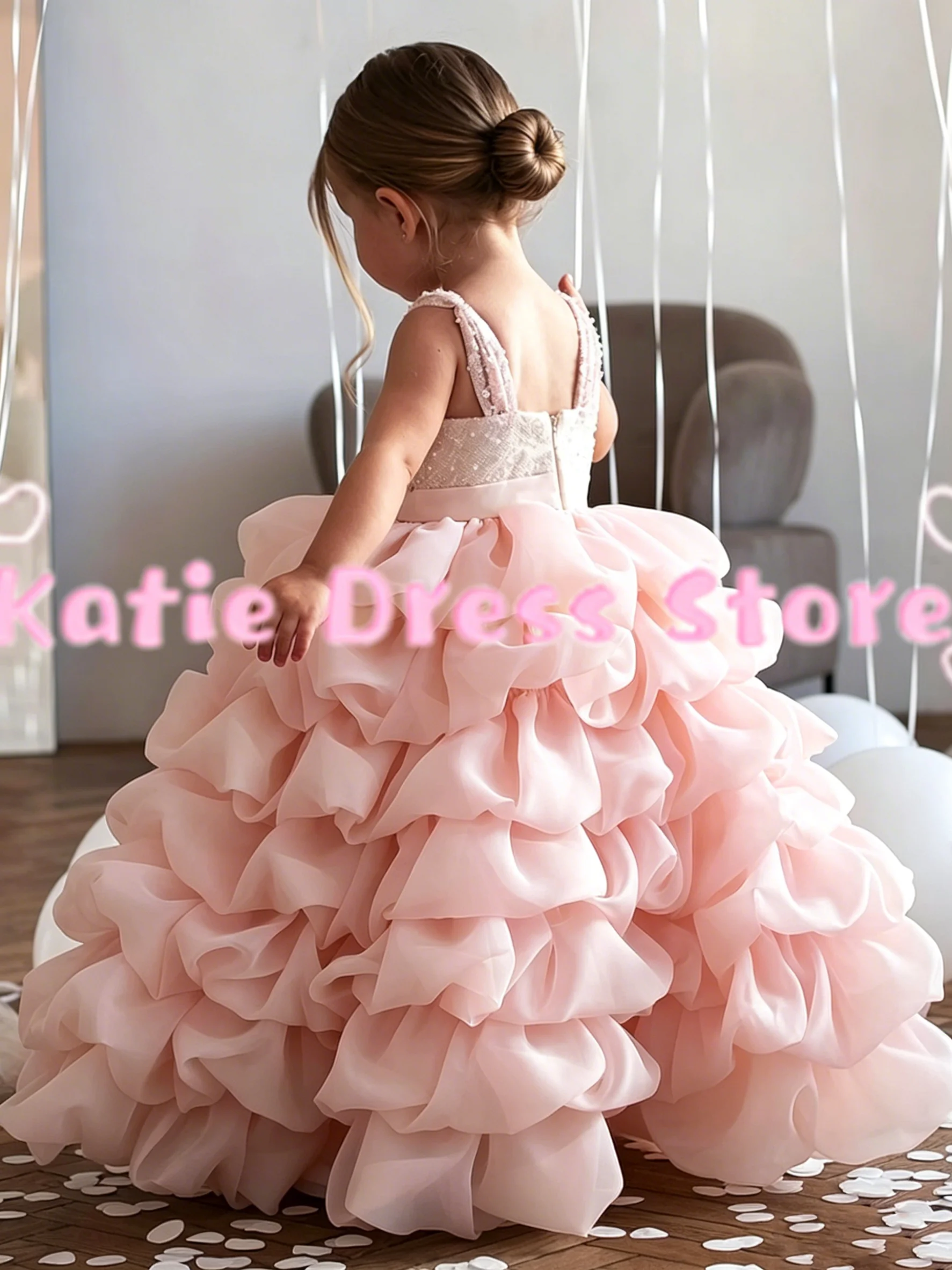 Elegant Flower Girl Dress For Wedding Puffy Sequins Sleeveless Kids Birthday Party First Communion Ball Gowns Customized
Elegant Flower Girl Dress For Wedding Puffy Sequins Sleeveless Kids Birthday Party First Communion Ball Gowns Customized