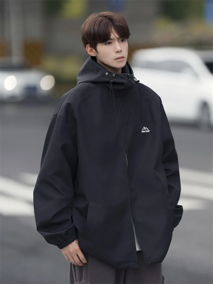 American Sle Outdoor Climbing Jaet Men's Spring Autumn Casual Sportswear Windproof Long Sve Zipper Hooded Jaet
American Sle Outdoor Climbing Jaet Men's Spring Autumn Casual Sportswear Windproof Long Sve Zipper Hooded Jaet